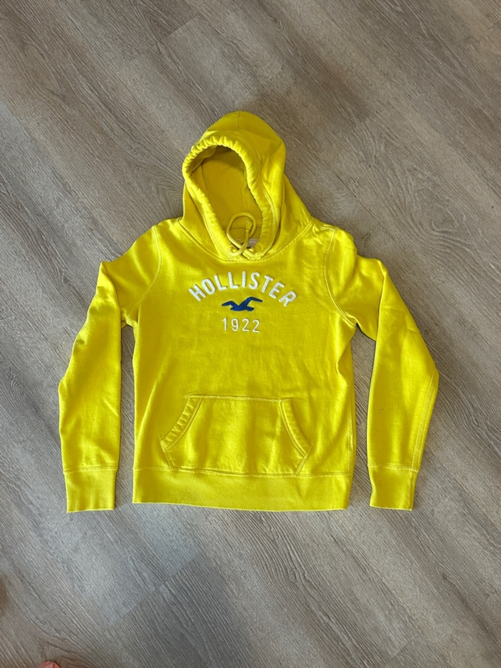 Hollister Sunny Yellow Logo Pullover Hoodie